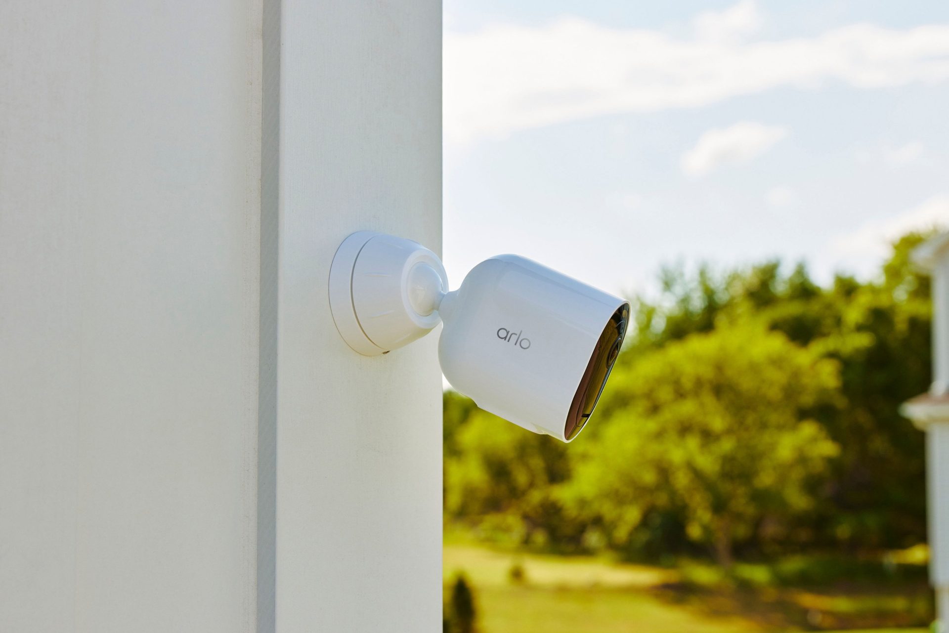 Arlo Pro 4 vs. Arlo Pro 5S: which security camera comes out on top?