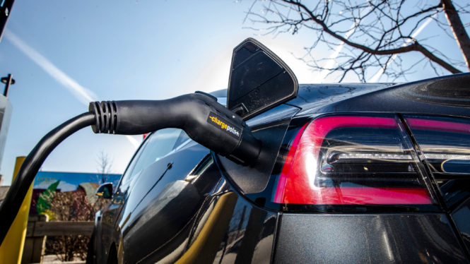 Electric Vehicles Could Match Gasoline Cars on Price This Year