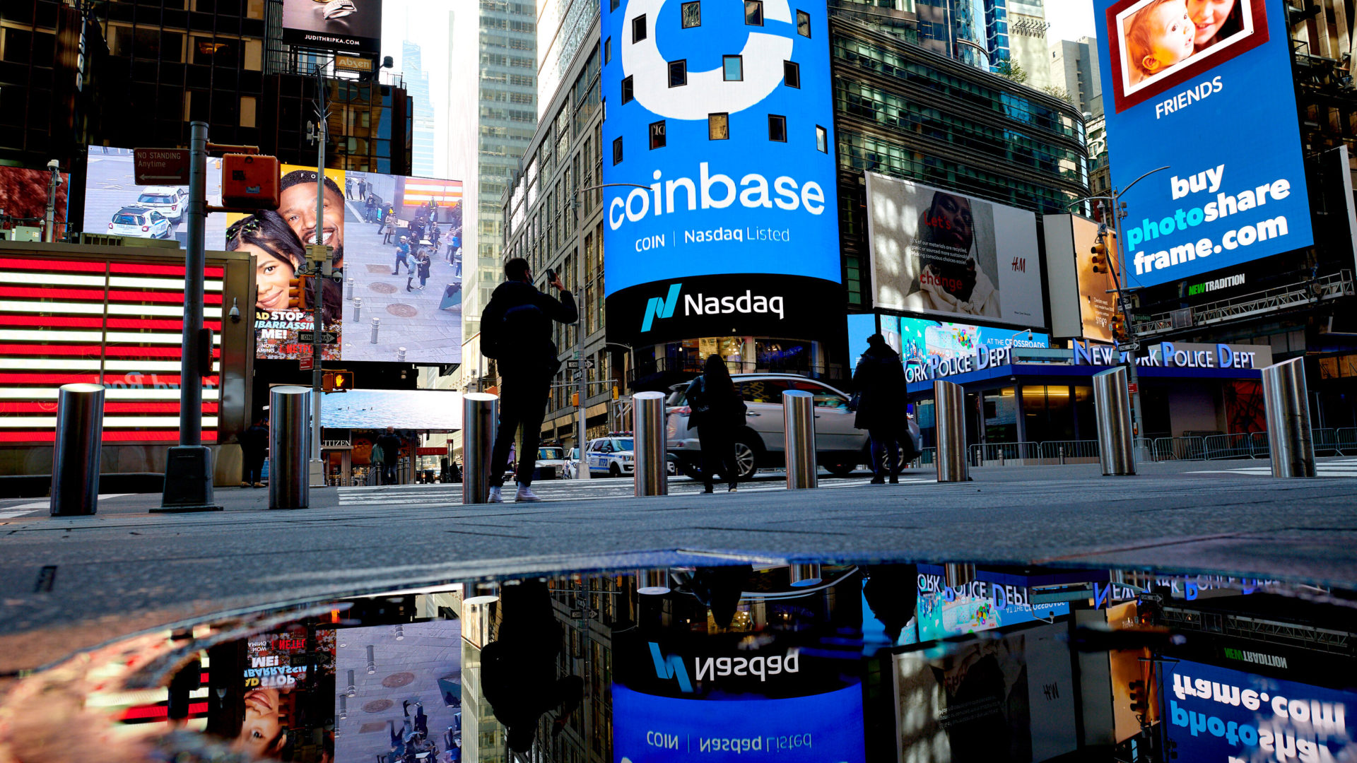 Former Coinbase employee pleads guilty to insider trading charges