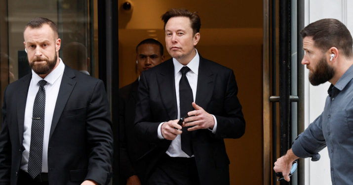 Judge Hears Arguments in Suit Over Musk’s Tesla Pay