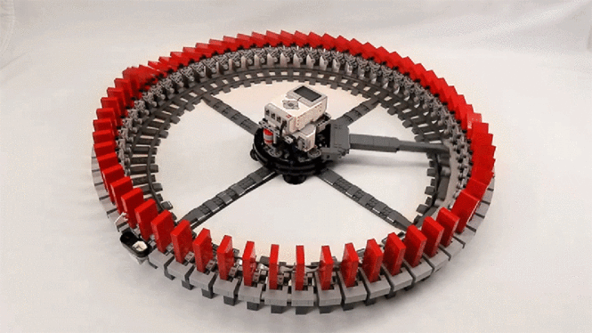 Mesmerizing Self-Stacking Lego Domino Machine Can Hit Two Million Topples Per Day