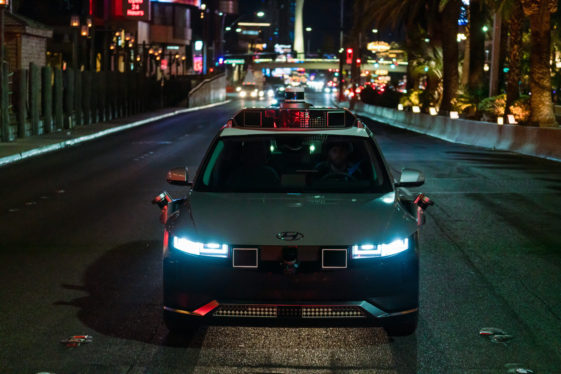 Motional opens Las Vegas robotaxi service to nighttime hours