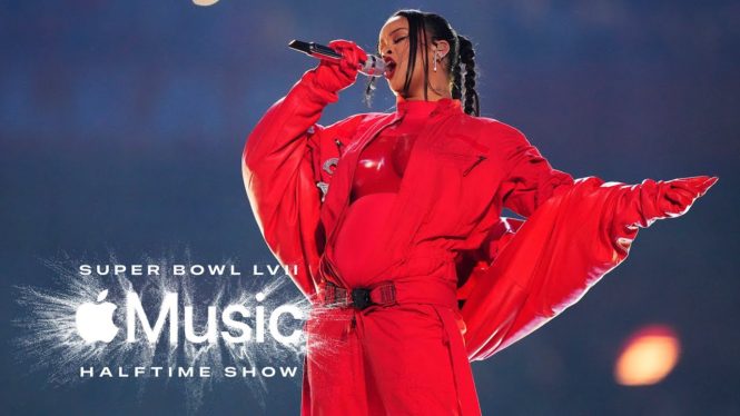 Rihanna Scores Six Top 10s on Hot Dance/Electronic Songs Chart After Super Bowl