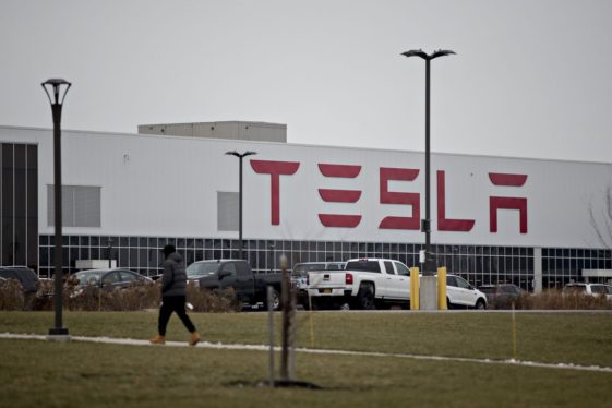 Tesla workers in New York launch a union campaign