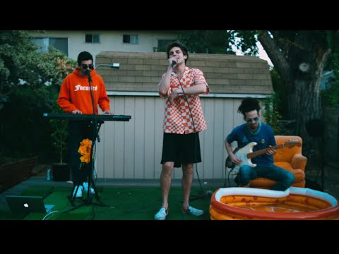 AQ – The Verge [Backyard Session]