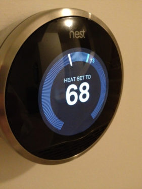 What is a smart thermostat?