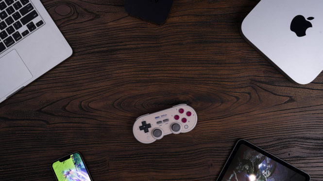 8BitDo makes the Mac great for retro games—iPhone? Not so much