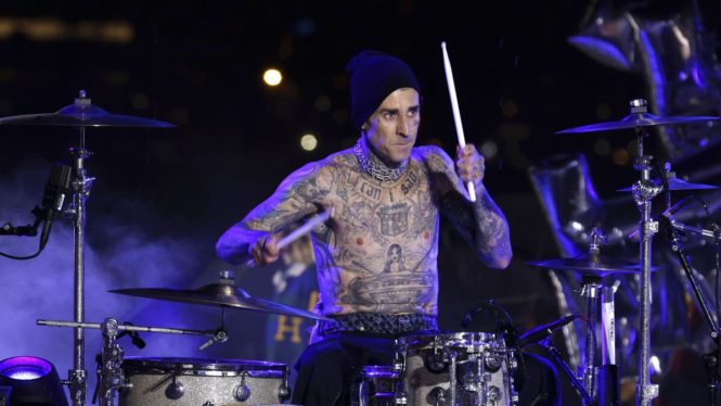 Blink-182 Tour Dates Postponed Due to Travis Barker Finger Injury: ‘This Is Just So Sad’