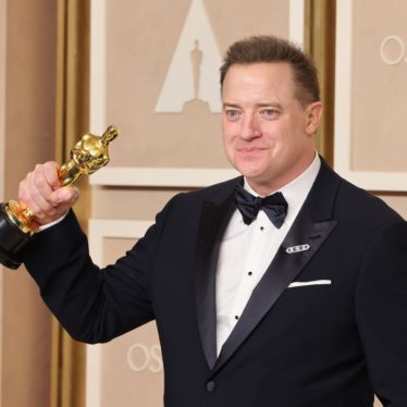 Brendan Fraser Has Emotional Response To Best Actor Oscar Win