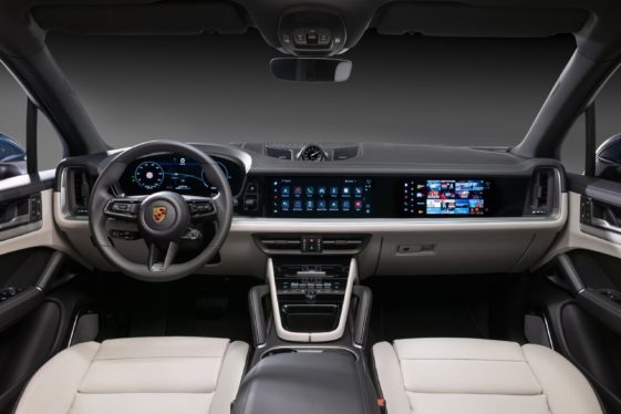 Buttons are back at Porsche as we see the 2024 Cayenne interior