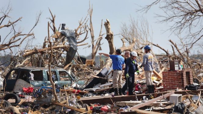 Deadly Mississippi Tornado Kills More Than 2 Dozen | Extreme Earth