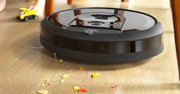 This week’s best robot vacuum deals include lingering holiday prices on Shark and Roborock models