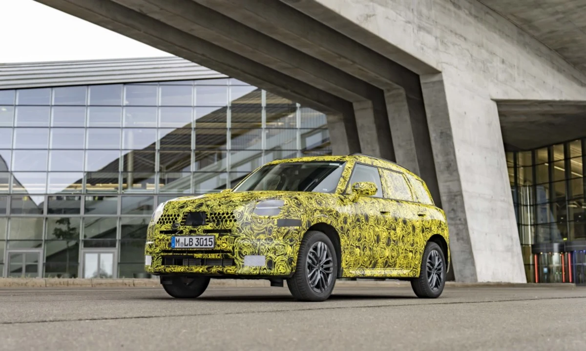 Third-generation Mini Countryman looks all grown up in official spy shots