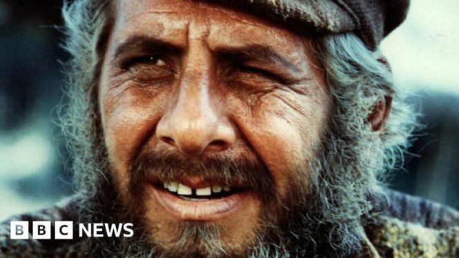 Topol, Fiddler on the Roof Star, Dies At 87