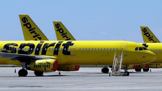 Vape and External Battery Reportedly Cause Fire Aboard Spirit Airlines Flight