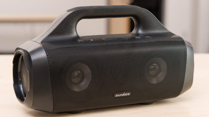 Anker Soundcore Motion X600 review: a mini metal boombox