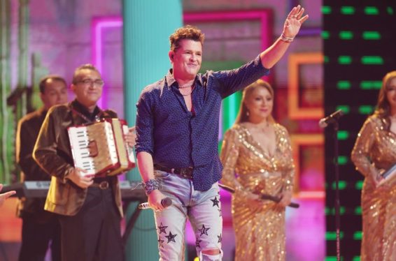 Carlos Vives Testifies to His Legacy With Riveting Medley Alongside All-Star Cast at 2023 Latin AMAs