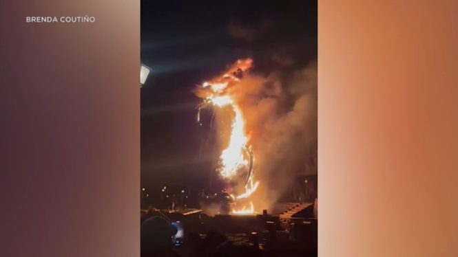 Dragon Bursts Into Flames During Disneyland’s ‘Fantasmic!’ Show