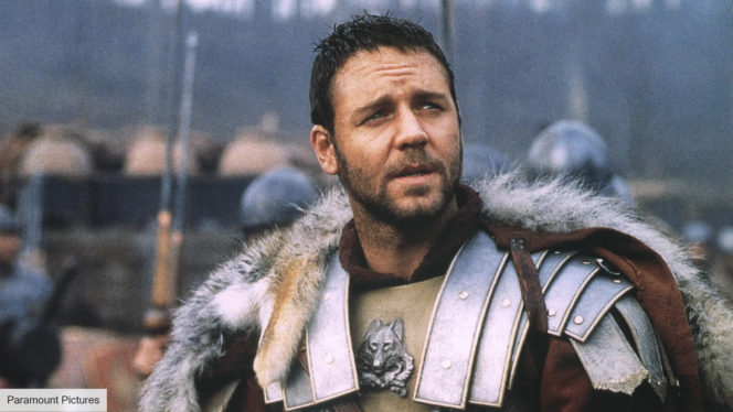 How A Russell Crowe Improv Became An Important Gladiator Storyline