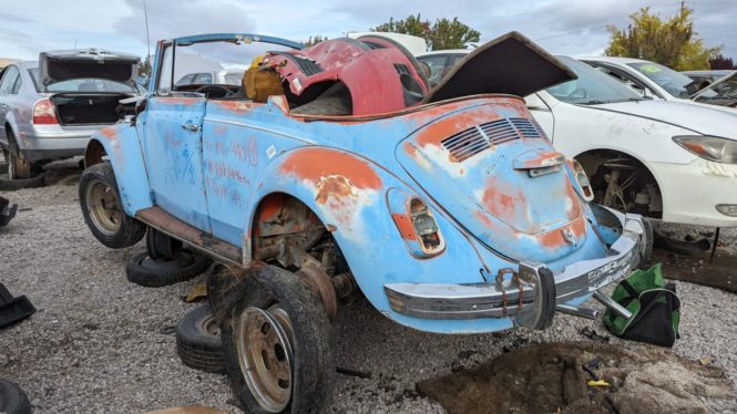 Junkyard Gem: 1970 Volkswagen Beetle Convertible