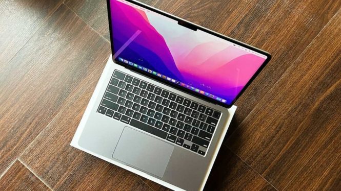 MacBook Air M1 and M2 just got unprecedented price cuts