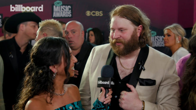 Nate Smith Talks Love for Rascal Flatts and Tex-Mex, His Fandom’s Name, & More | CMT Awards 2023