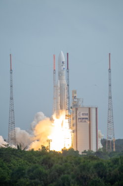 See highlights of the launch of the European JUICE spacecraft