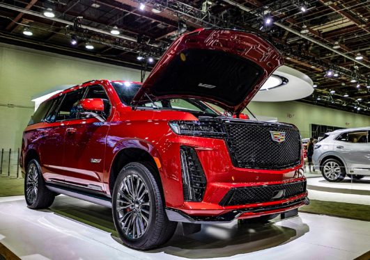 Cadillac to unveil the all-electric Escalade IQ in late 2023