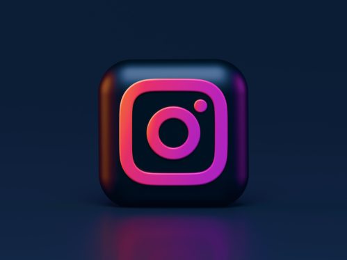 Instagram starts supporting GIFs in comments and collaborators in broadcast channels