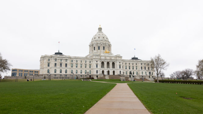 Minnesota Passes Bill Seeking to Ensure Minimum Wage for Gig Workers