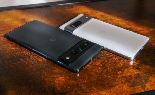 Our Pixel 7a vs. Pixel 7 camera test has a surprising winner