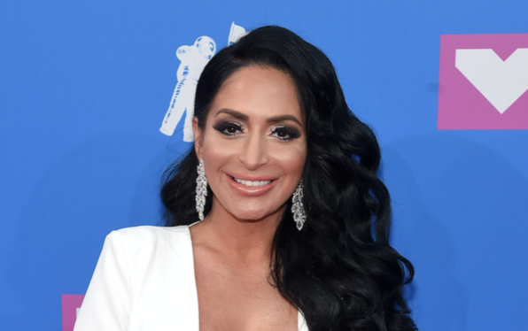 10 Times Angelina Pivarnick Brought Drama To Jersey Shore: Family Vacation