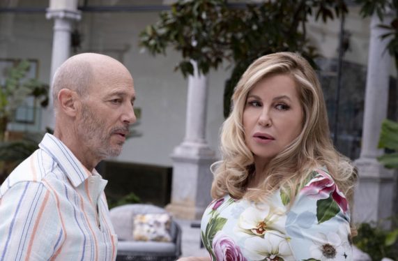 After White Lotus Season 2, Jennifer Coolidge Wants Gruesome Death For Tanya’s Husband