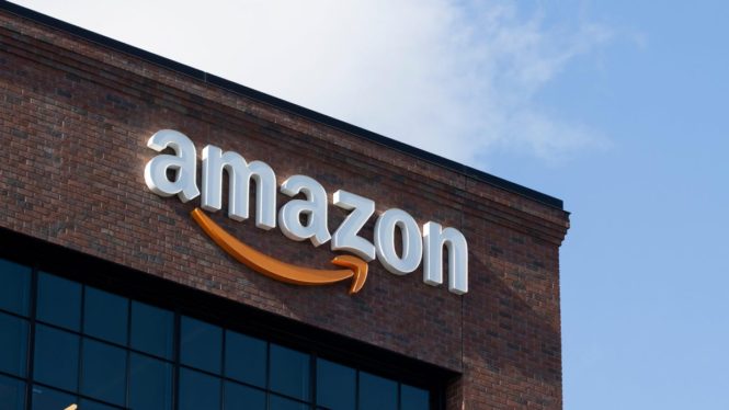 Amazon Web Services Meltdown Temporarily Breaks the Internet
