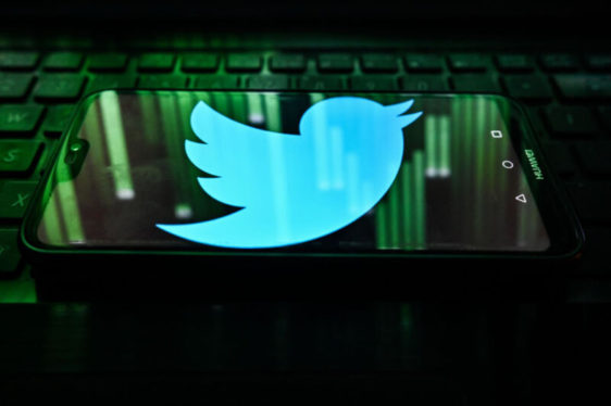 Cash-strapped Twitter to start charging developers for API access next week