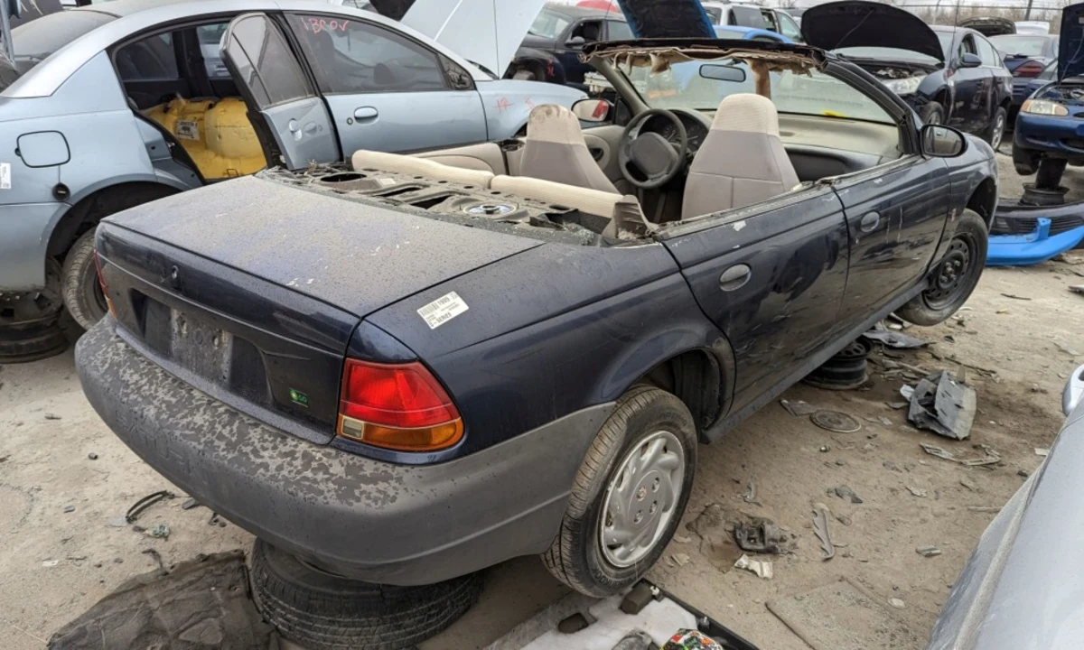 Junkyard Gem: 1999 Saturn SL Sawzall Roadster