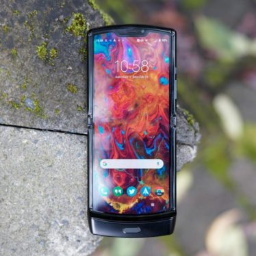 Motorola did something ridiculous to its new Razr phones