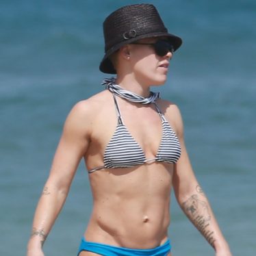 P!nk’s Best Swimsuit Moments