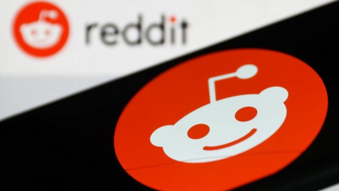 Reddit goes down just as a site-wide protest against its unpopular new API policy kicks off