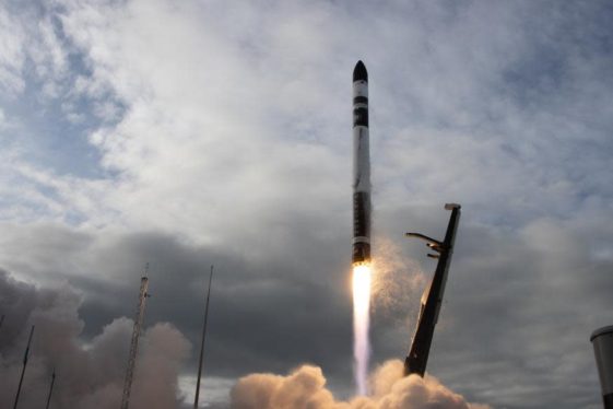 Rocket Lab delays its Venus atmospheric probe mission