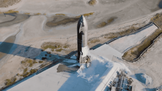 SpaceX’s Starship Prototype Ignites Engines Ahead of Next Test Flight
