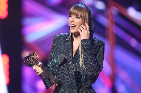 Taylor Swift Invited to Join Academy of Motion Picture Arts & Sciences