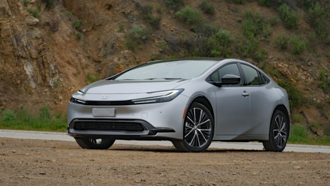 Toyota slips big in brand loyalty survey. Thanks, Tesla …