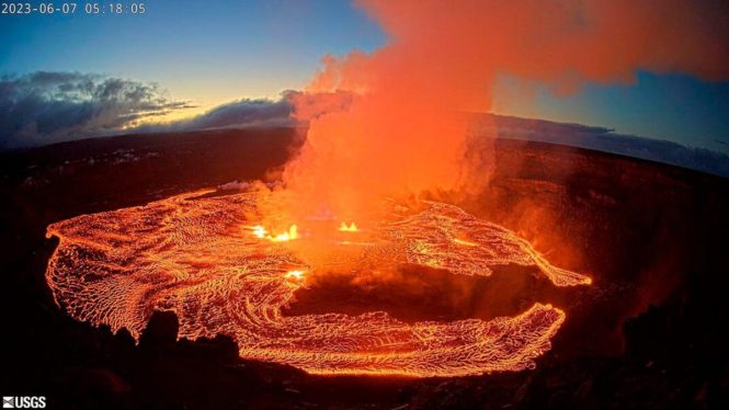 Warning Issued as New Eruption Detected at Hawaii’s Highly Active Kilauea Volcano