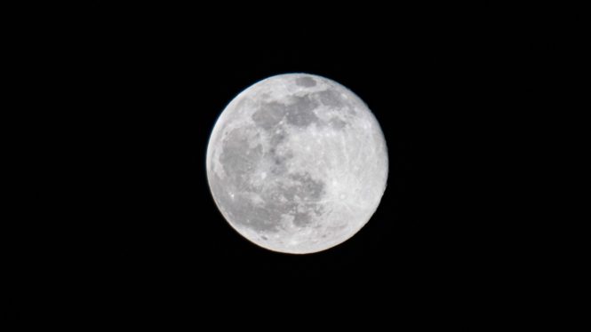 Watch February’s Full Snow Moon on Sunday (Feb. 5) with this free telescope webcast