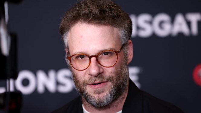 Seth Rogen Thinks Fear Has Kept Him from Marvel, DC Collabs