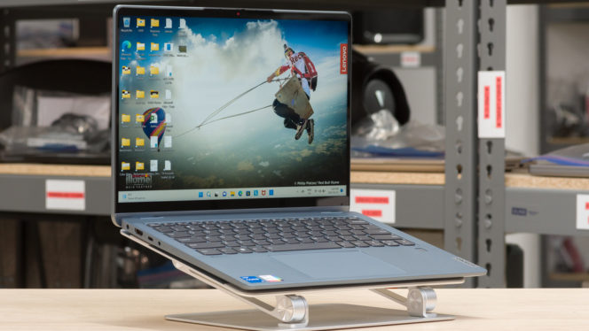 The Lenovo Flex 5i falls into the common cheap laptop pitfalls