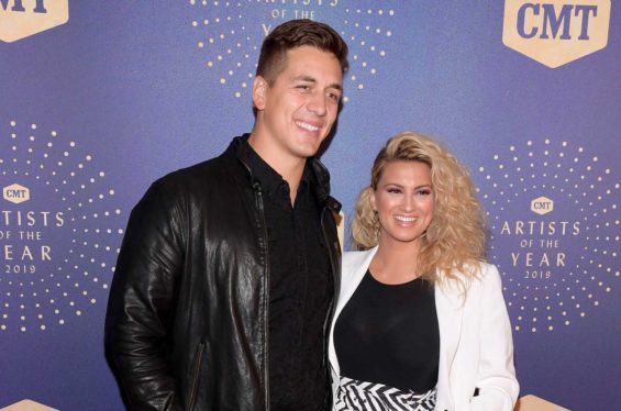 Tori Kelly ‘Smiling Again & Feeling Stronger’ After Health Scare, Husband Shares