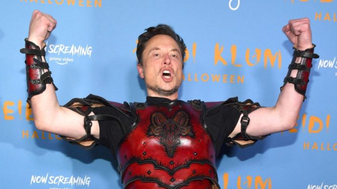 Elon Musk Wants to Brawl with Mark Zuckerberg in Ancient Rome