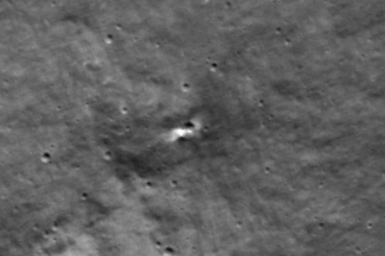 NASA’s lunar orbiter captures image of Russian spacecraft crash site